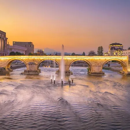 Tea's Apartment, - Centre Appartement Skopje